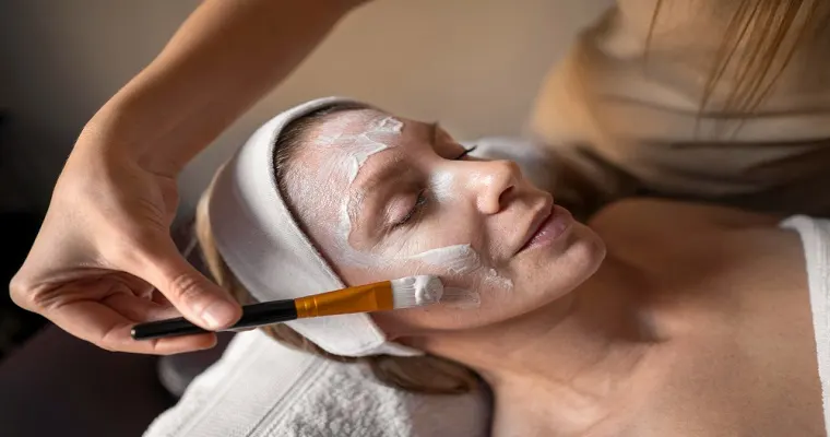 Understanding Wrinkles and How Chemical Peeling Treatment Can Help